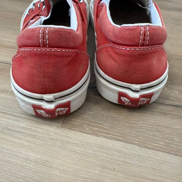 Vans Classic Slip On Checkerboard Flame Red Blood Drip Graphic Shoe Kids 4Y - Picture 4 of 10